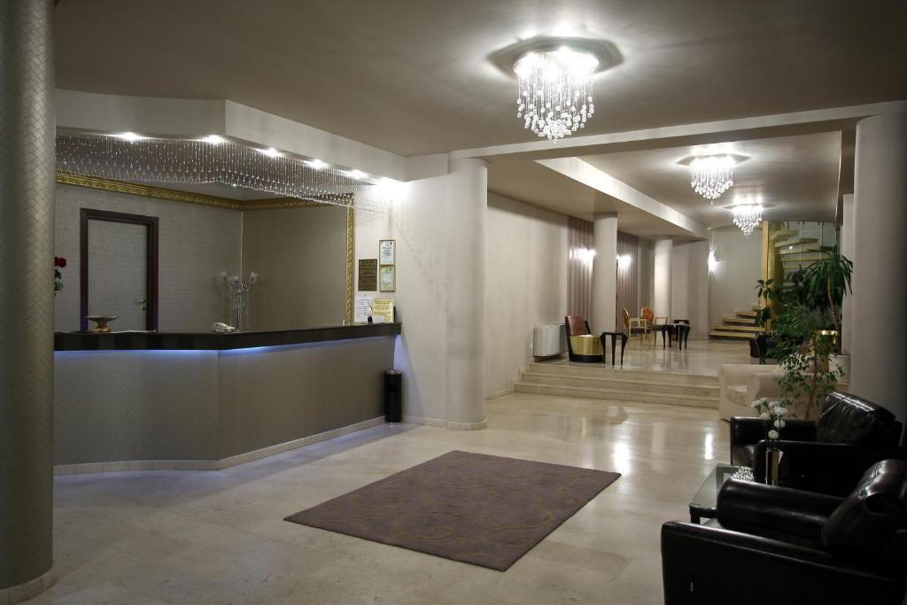 Hotel Dumbrava Bacau Interior photo